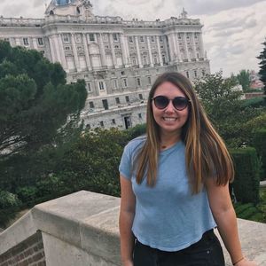 Meet your Posher, Emma
